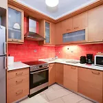 Traveler 85m2 Free Parking Next To Center Apartment