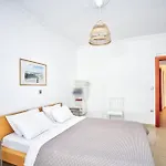 Traveler 85m2 Free Parking Next To Center Apartment Thessaloniki