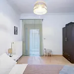 Traveler 85m2 Free Parking Next To Center Apartment *