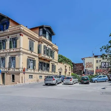 Apartment Traveler 85m2 Private Parking Next To Center Thessaloniki