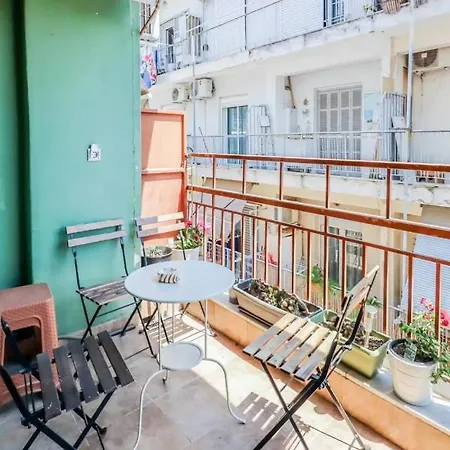 Traveler 85m2 Private Parking Next To Center Apartment