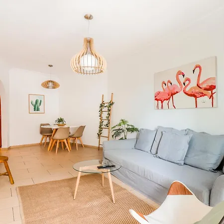 Apartment Traveler 85m2 Free Parking Next To Center