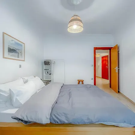 Traveler 85m2 Private Parking Next To Center Apartmán